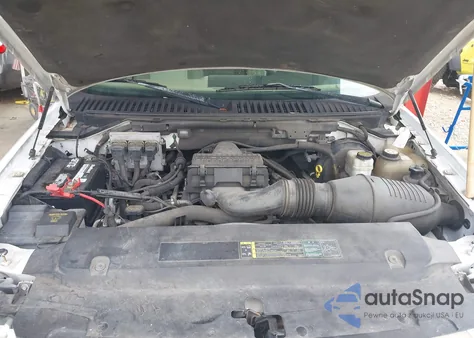 2005 Ford Expedition Eddie Bauer/King Ranch z USA, uszkodzony, nr VIN 1FMPU17505LB13376